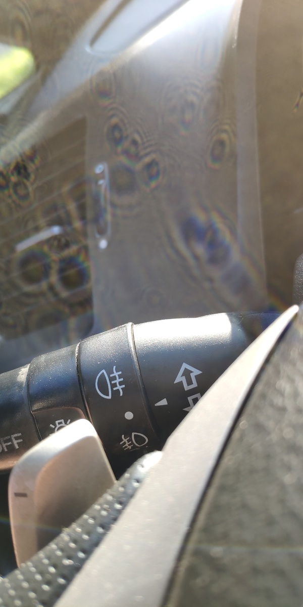 Включение и выключение противотуманных фар