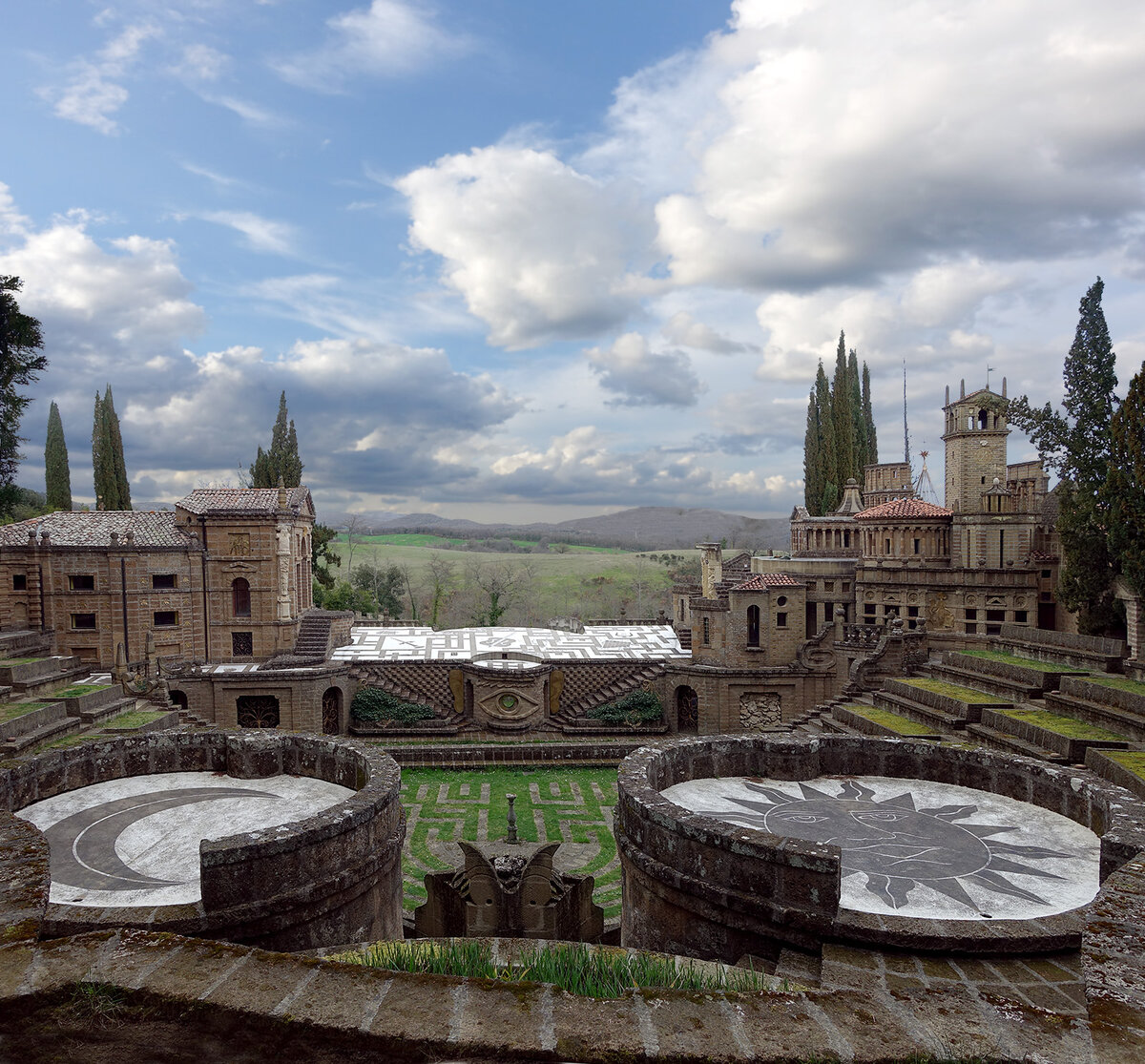 Идеальный город Томазо Буцци, середина XX века