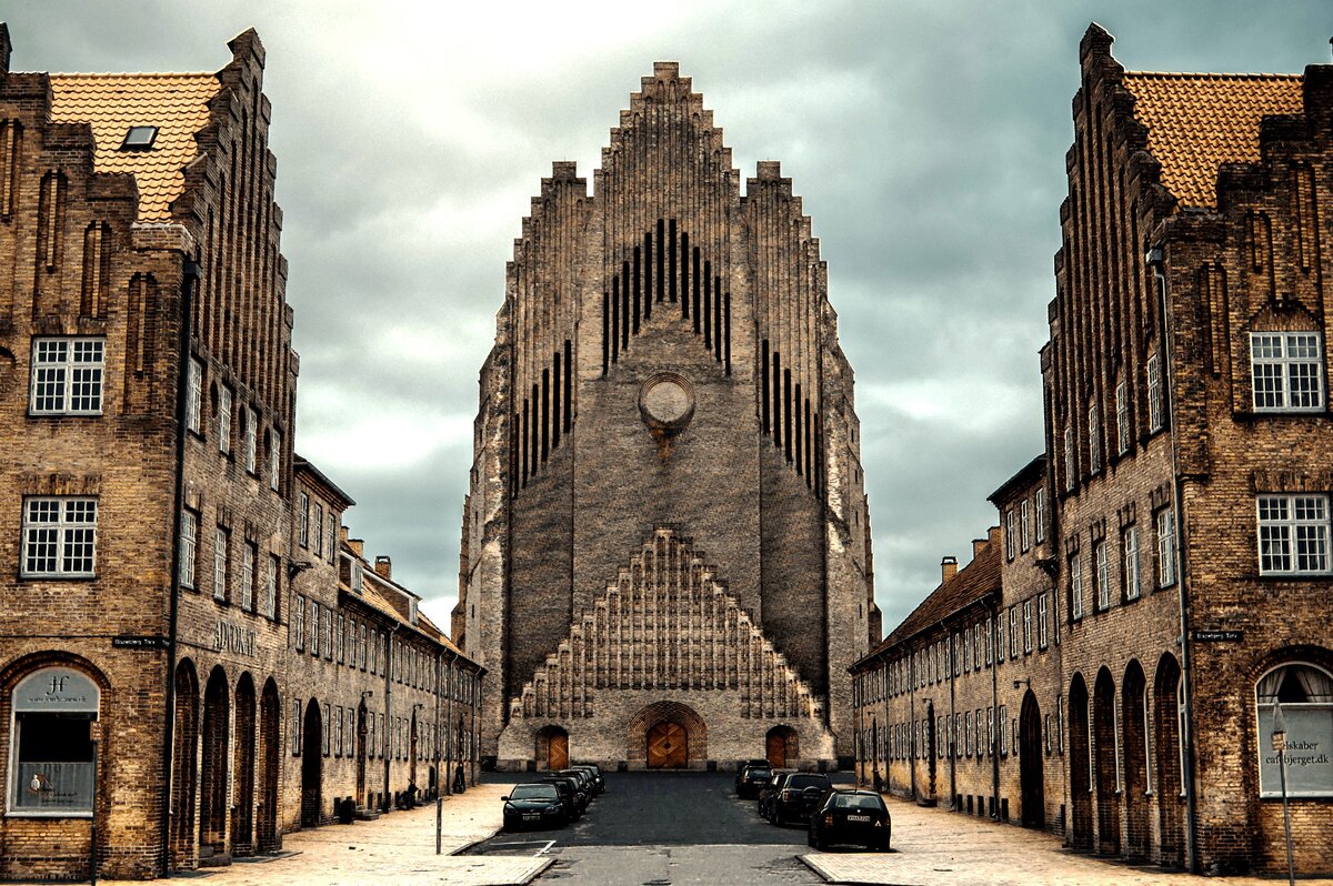 церковь Грутвинга, Дания