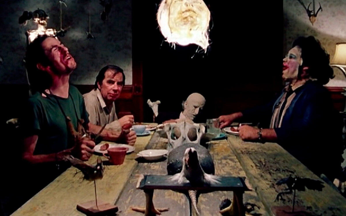 Сцена из фильма «Техасская резня бензопилой»