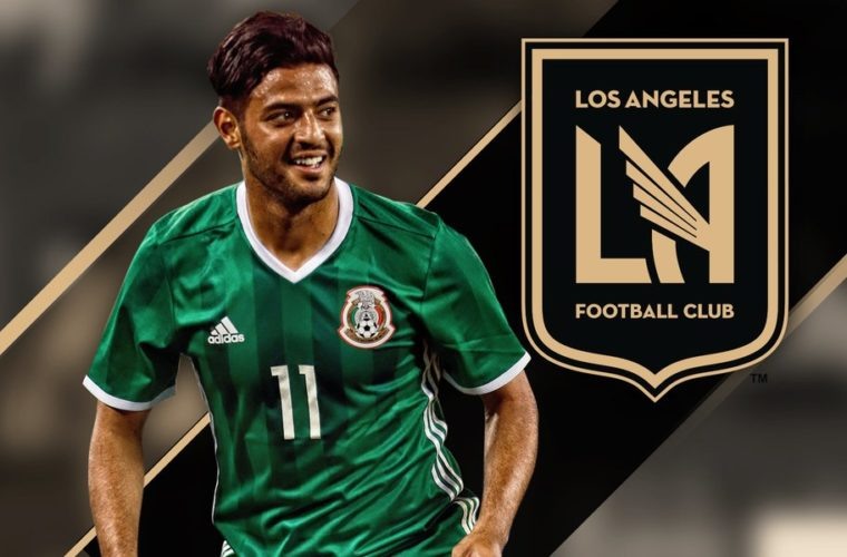  
Ка́рлос Альбе́рто Ве́ла Гарри́до — мексиканский футболист, нападающий клуба «Лос-Анджелес» и национальной сборной Мексики. Состоит в отношениях, имеет ребенка.  Экс футболиста Арсенала обвиняют в домогательствах до  транссексуала.  Соответствующую переписку выложила сама Салинас. В ней Вела просил у модели номер телефона и предлагал встретиться в Гвадалахаре. Алехандра отметила, что не встречается с женатыми мужчинами и в принципе не продает себя. 
