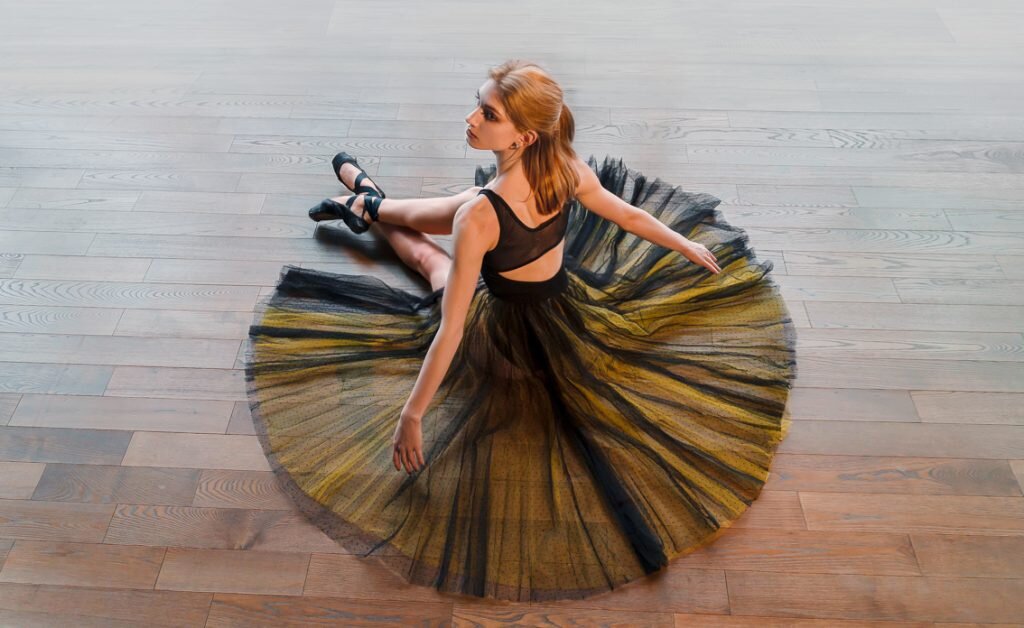 Топ, Nike; юбка, Dior. Прическа и макияж: Вика Вакулюк. Благодарим фитнес-клуб Encore Сити за помощь в проведении съемки