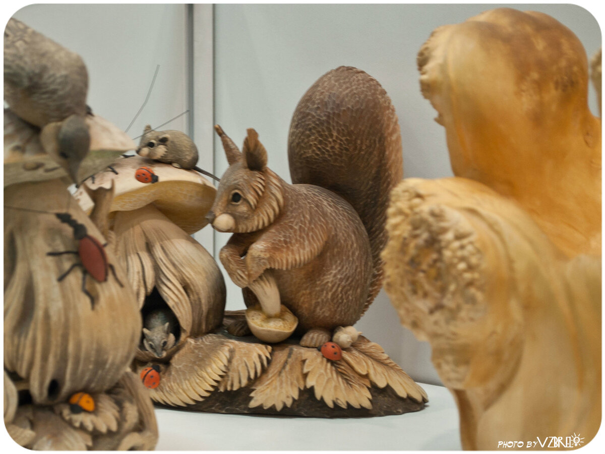 Фрагмент работы Виктора Крестьянинова.