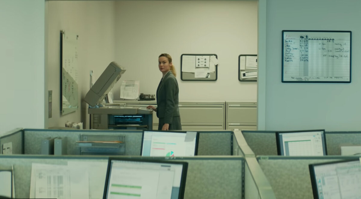 Кадр из фильма "Магазин Единорогов".