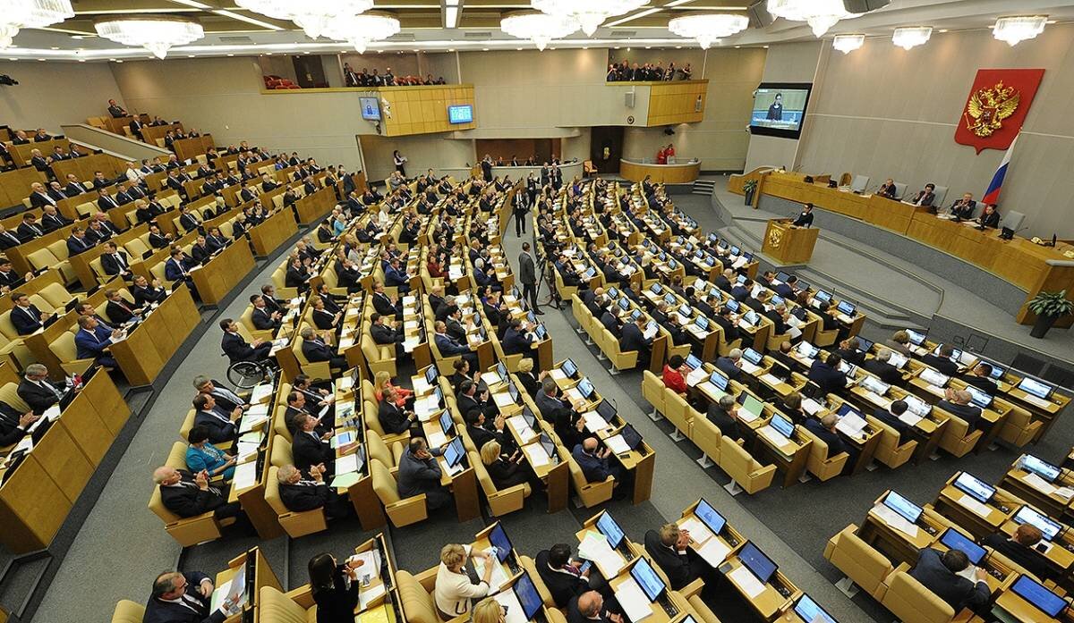 У царя подданных было меньше, чем этих, которые на наши налоги живут.