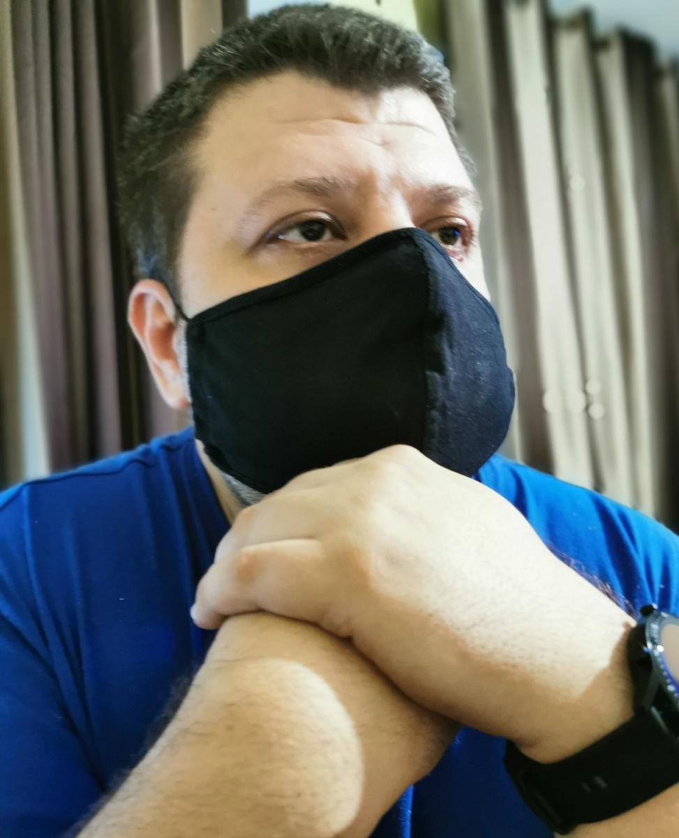 Носить маску - это уважать право окружающих на жизнь и здоровье!