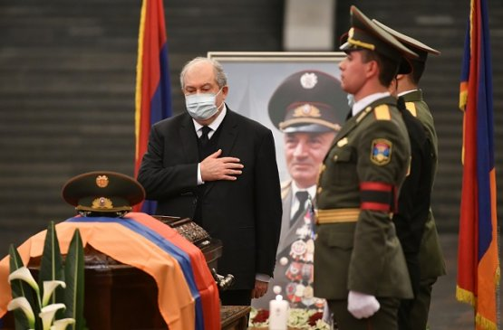 Фото с сайта president.am