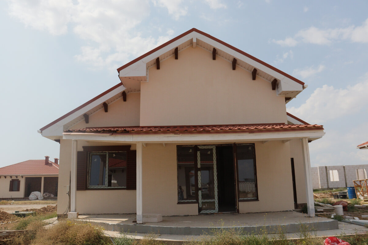 Вид дома со стороны террасы