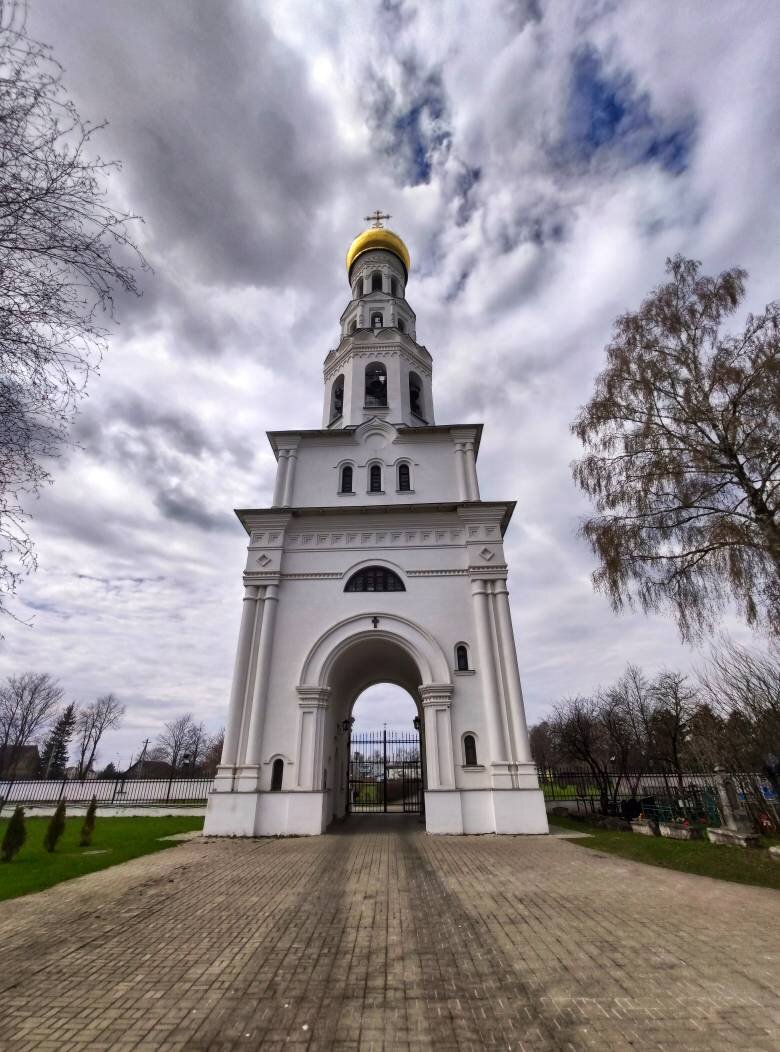 Красавица- колокольня, построенная  в 1865 году.