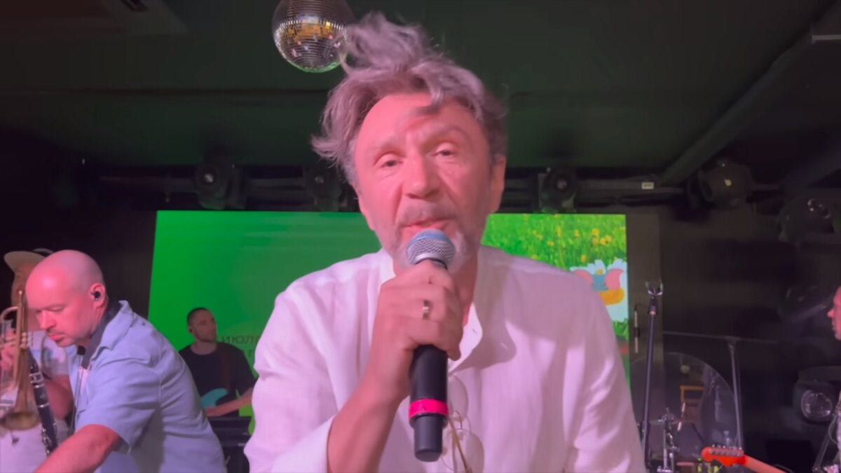 Сергей Шнуров