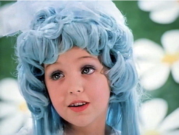 - Пьеро, ты разве не слышишь, как здесь ужасно пахнет?