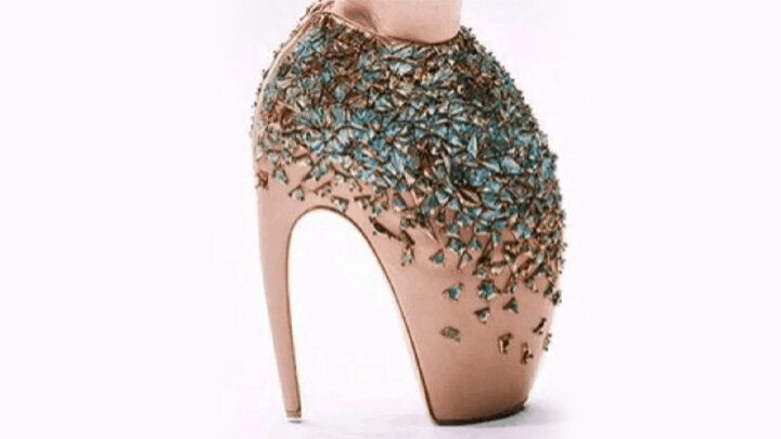Мир каблуков. Михай албу туфли. Самые высокие каблуки в мире. Мир каблуков. Мир каблуков.