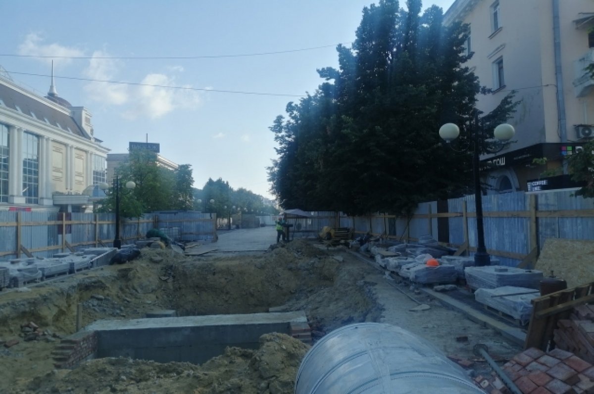    В Пензе ремонт теплосетей на улице Московской идёт с опозданием в 20 дней