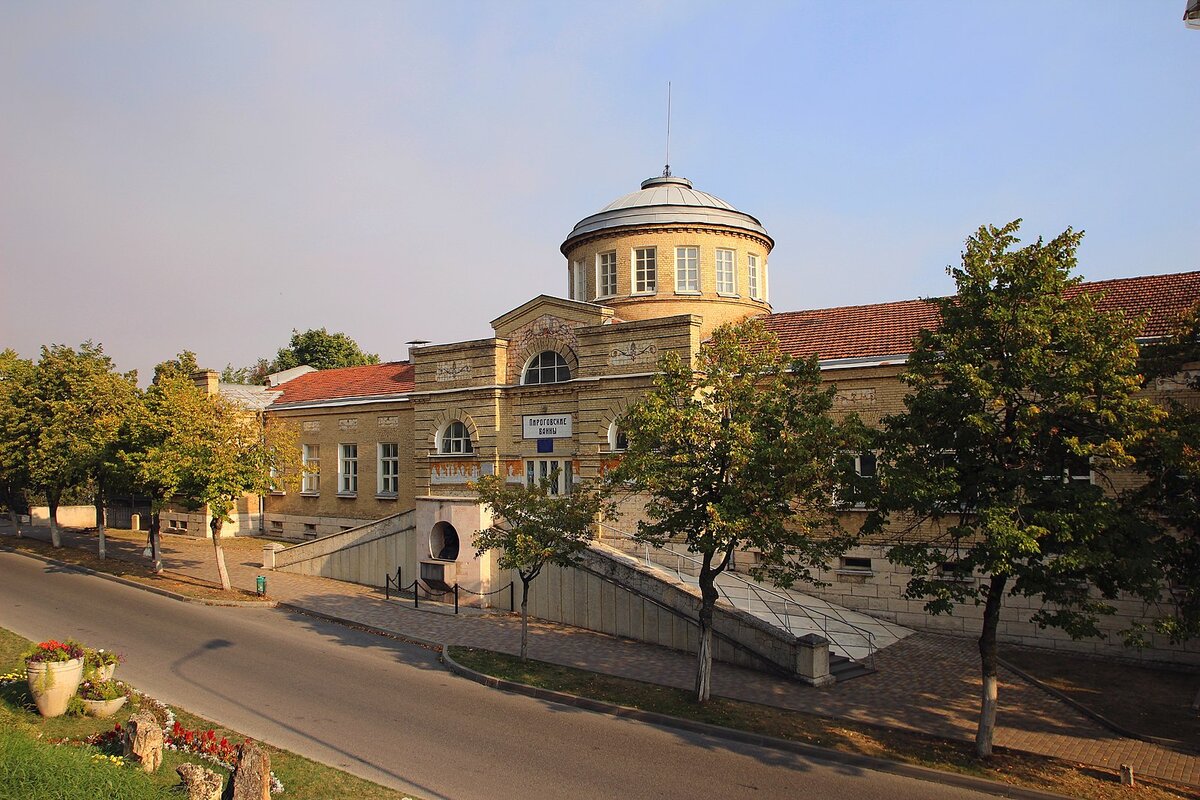 Источник фото - https://clck.ru/35SqYk Александро-Ермоловский источник