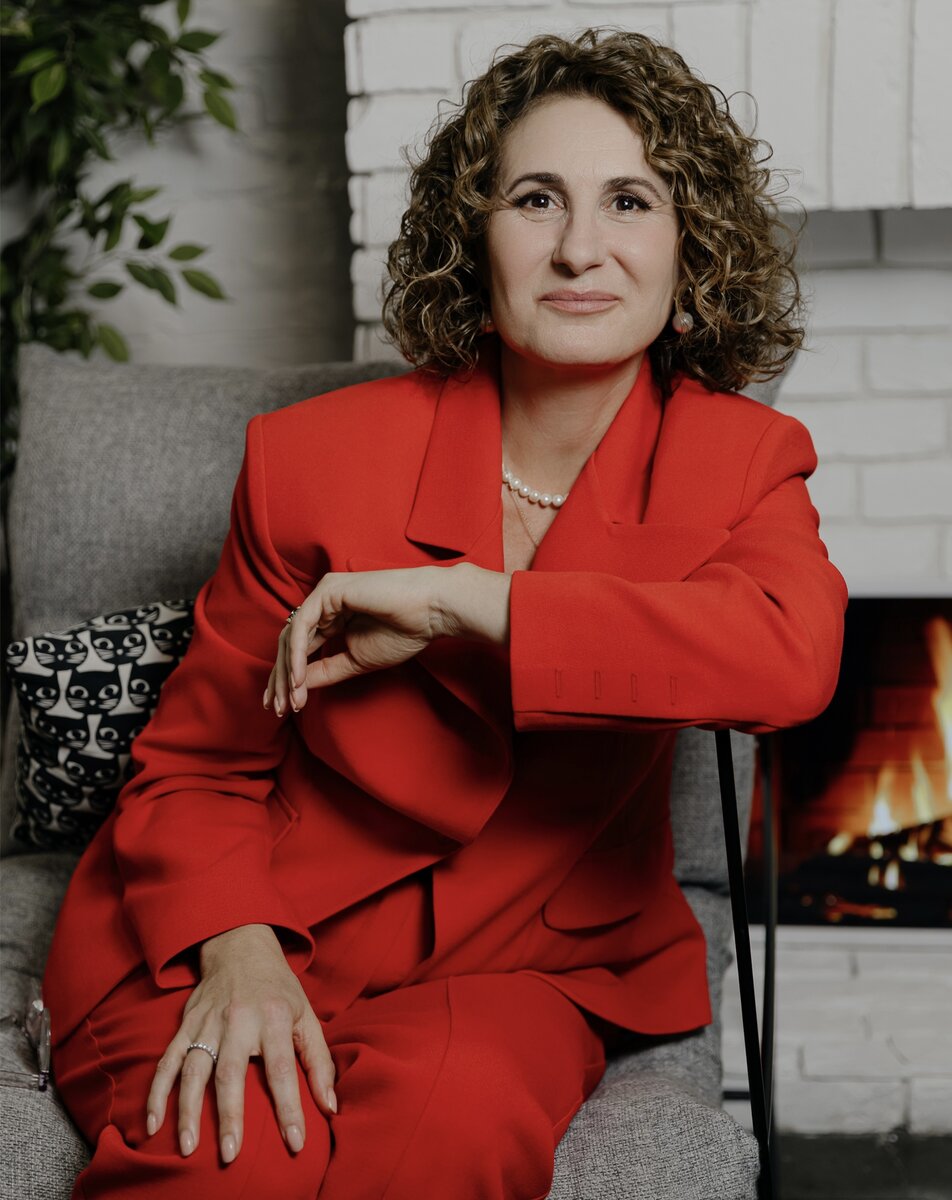 Хестанова Тамара Зауровна-врач-рефлексотерапевт со стажем 25+ лет в лечении иглами