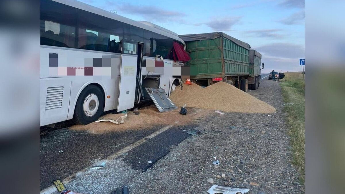 Следком Ставрополья проводит проверку после ДТП с автобусом, где пострадало  8 человек | newstracker.ru | Дзен