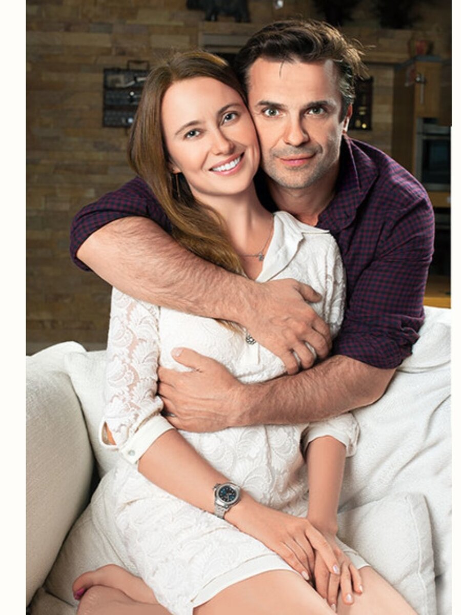 Сергей Астахов и Виктория Савкеева. Фото: yandex.ru