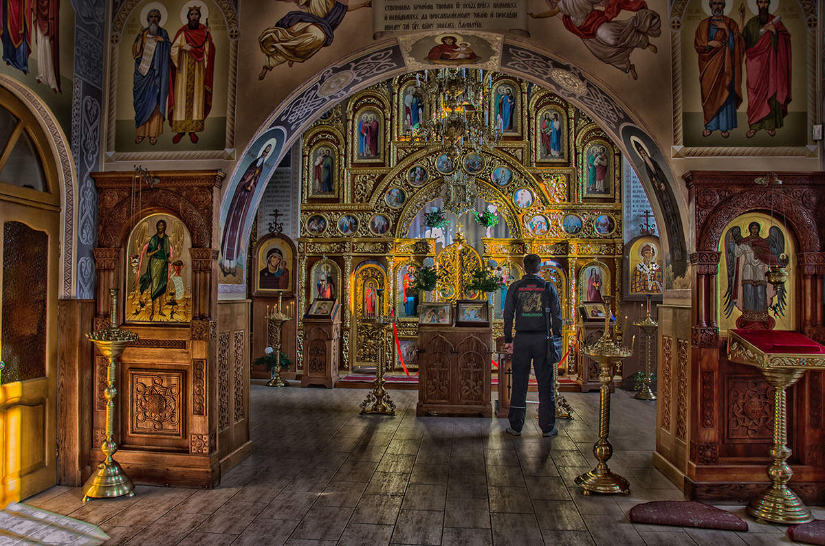 храм михаила архистратига нижняя ореанда. храм михаила архангела при кутузовской избе. церковь михаила архангела на юго-западной ссср. храм архангела михаила часы. ярославль гарнизонный храм архангела михаила.