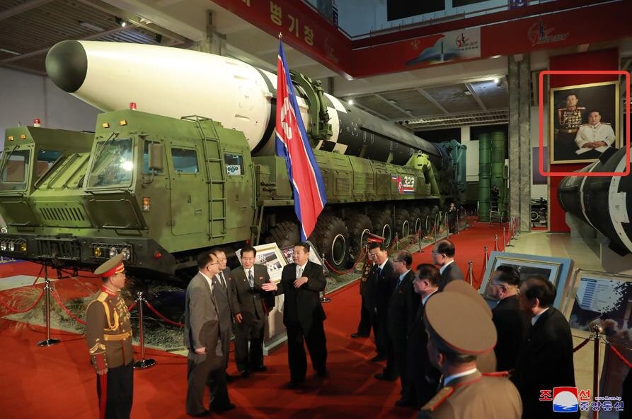 Участие высокопоставленной делегации российских военных в юбилейных торжествах по случаю окончания войны в Корее породило в блогосфере завышенные ожидания от российско-северокорейского сотрудничества