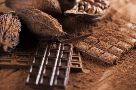  
Не стоит корить себя за несколько долек, съеденных после неудачного собеседования или плохого разговора с боссом 