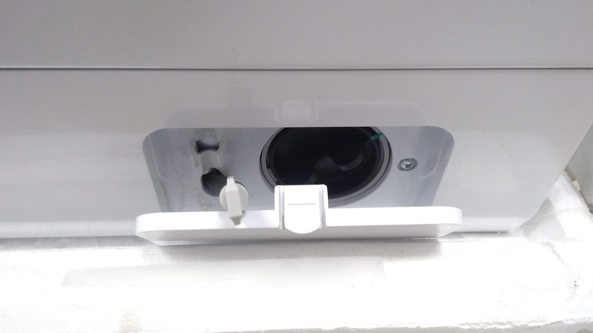 лючок прямоугольной формы