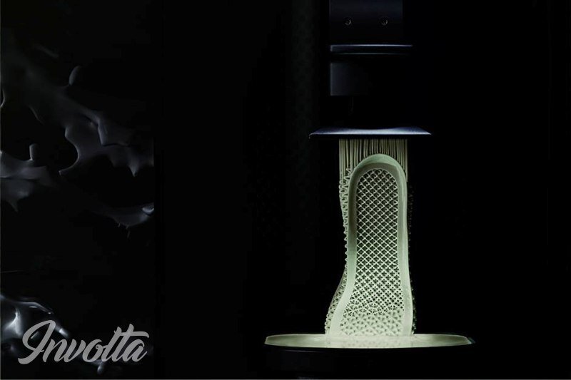 Adidas печатает на принтерах Carbon подошвы для своих кроссовок