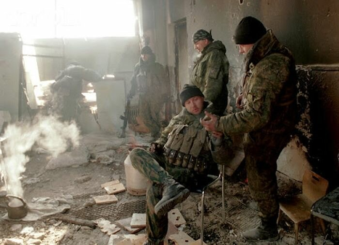 Солдаты Федеральных сил в Грозном