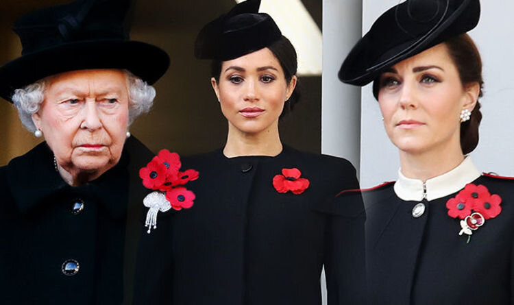 Все с маками. 