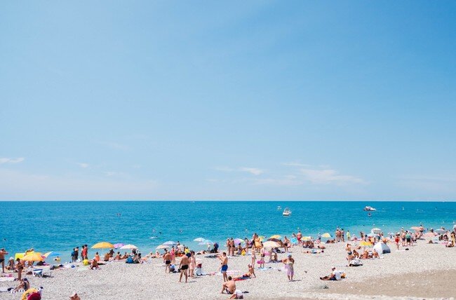 Пляж в Сочи