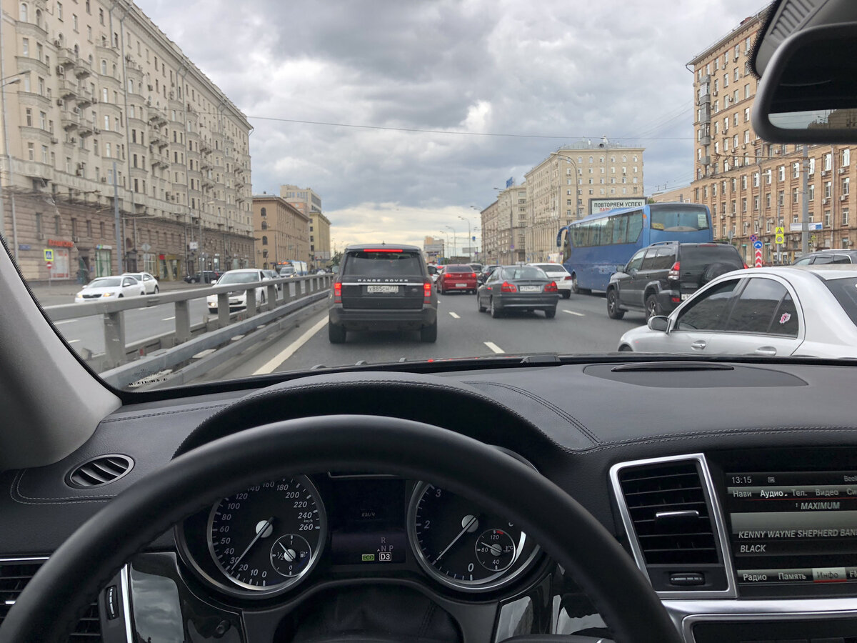 Автомобиль от первого лица