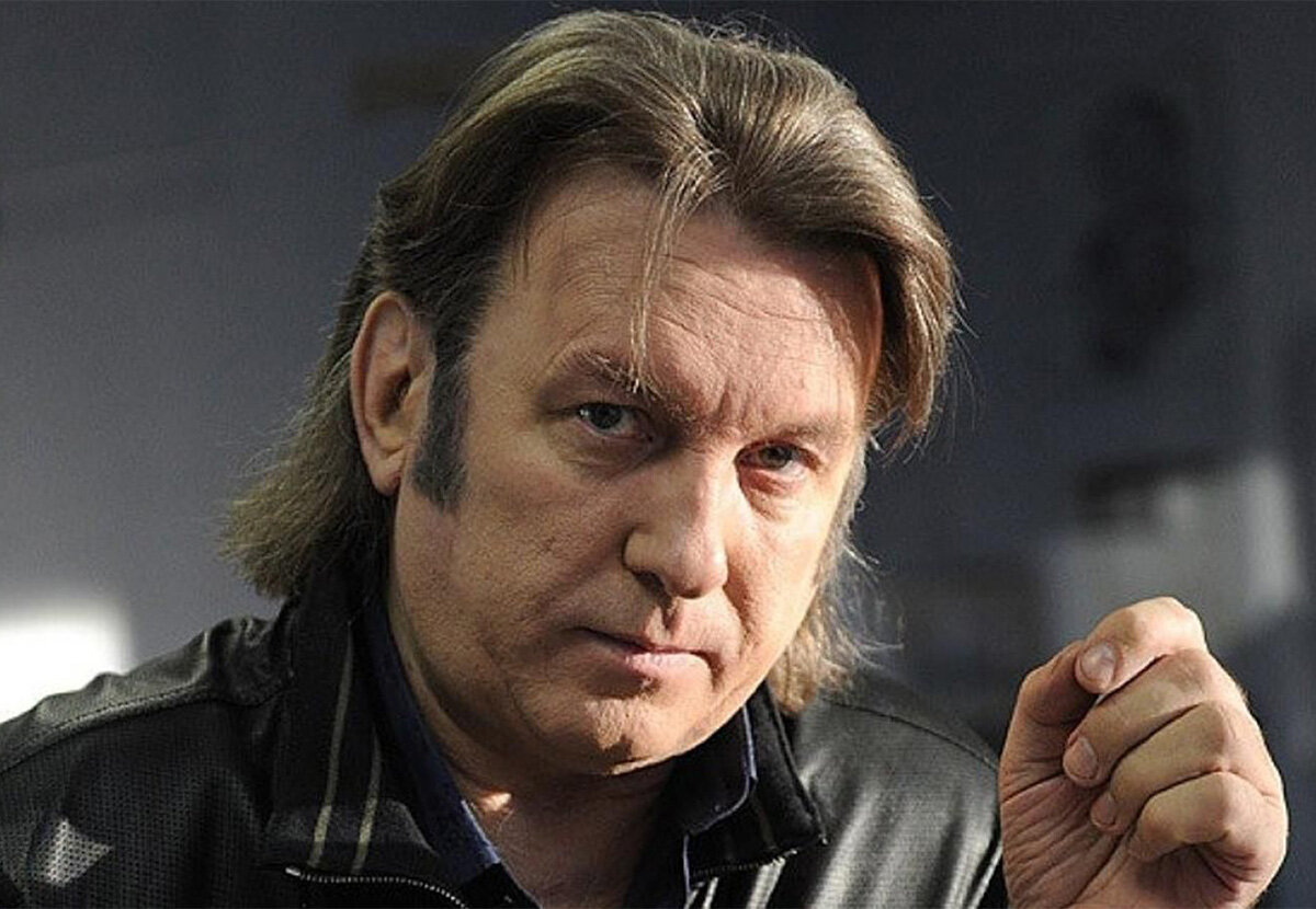 "Хорошо смеется тот, у кого покрепче плот..."