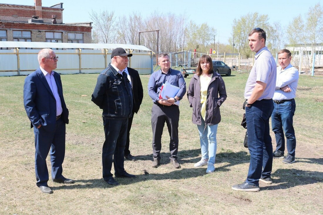 В посёлке Петропавловский Верхнеуральского района началась масштабная  реконструкция средней общеобразовательной школы | ЕДИНАЯ РОССИЯ |  Челябинская область | Дзен