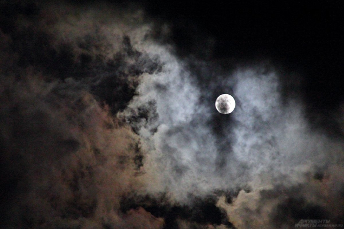    Жители Новосибирска ночью 3 августа услышали громкий хлопок