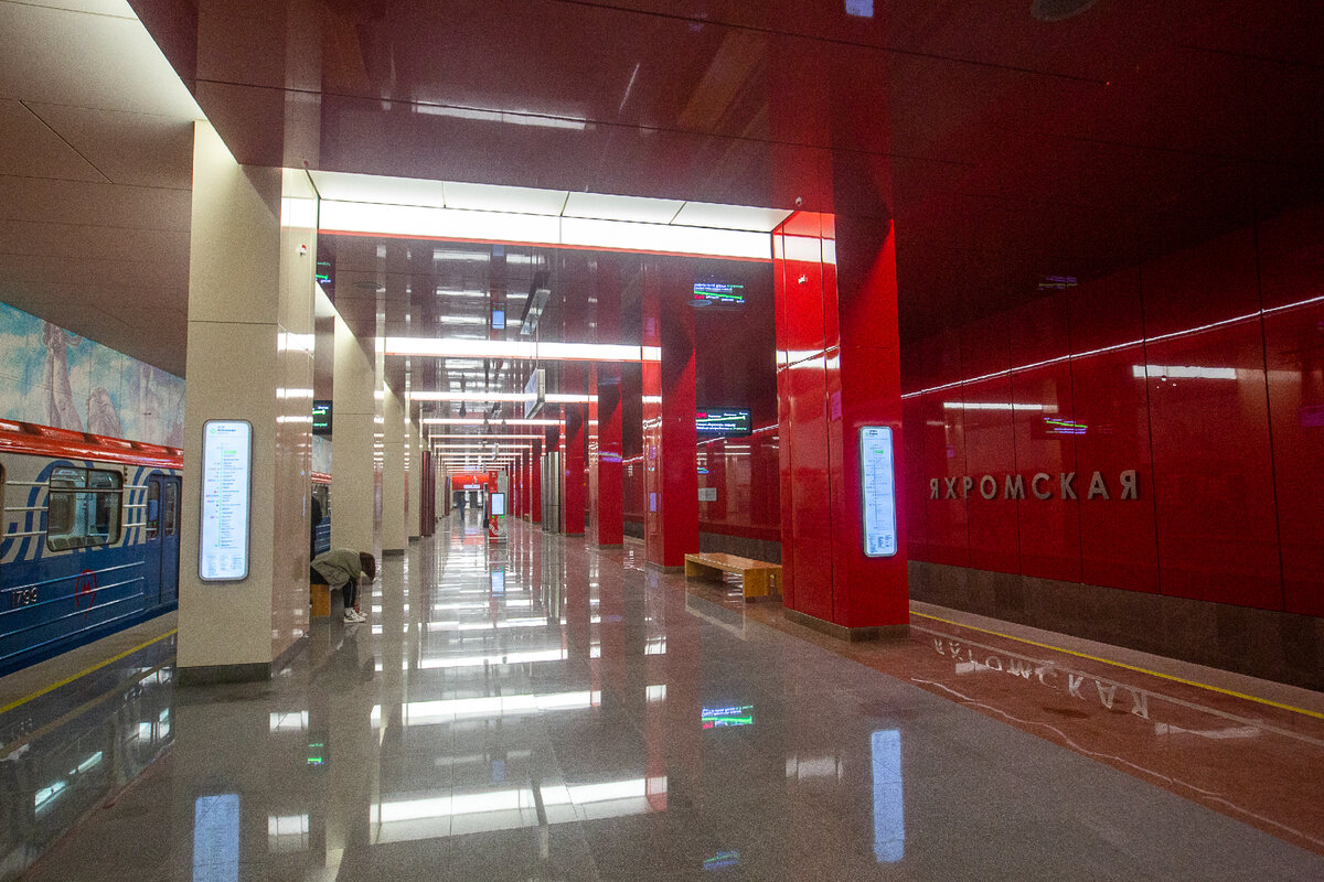 Новая станция московского метро "Яхромская". Москва. Фото автора статьи 