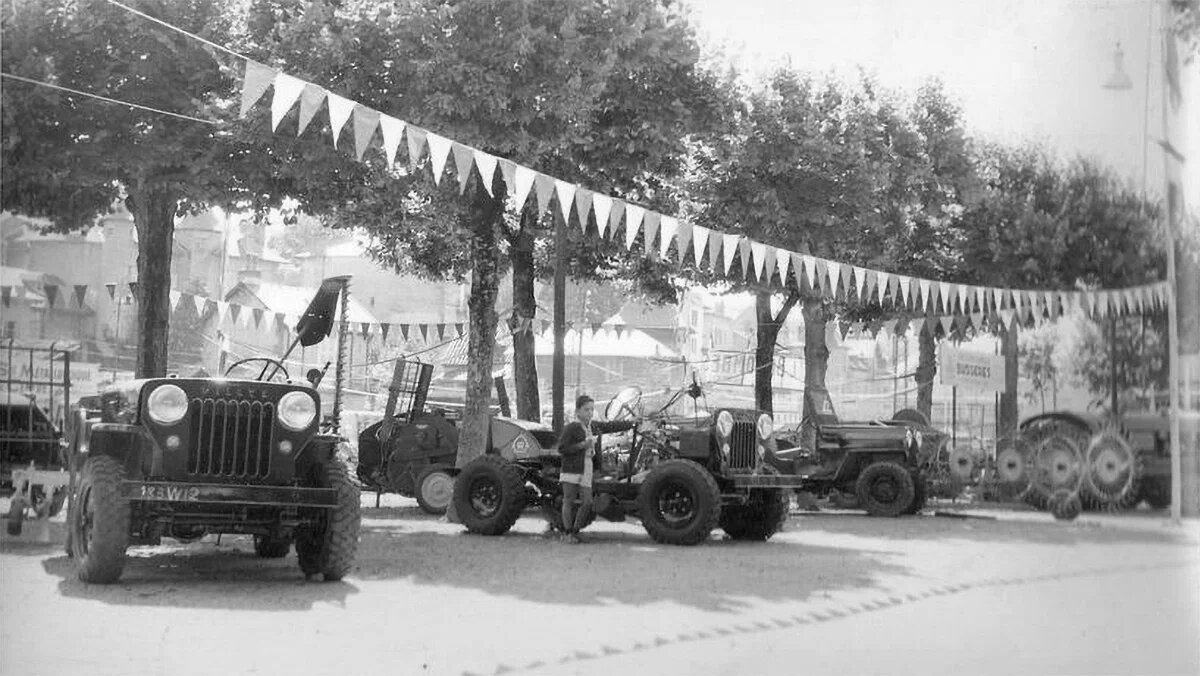 Адаптированные Willys MB для использования в сельском хозяйстве. Фото: cournil4x4.chez-alice.fr
