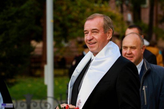 
Левченко Сергей Георгиевич, Иркутск, открытие Вампиловского театрального фестиваля, 17 сентября 2017 года., фотограф: Кирилл Шипицин © Проект "Лица Сибири"