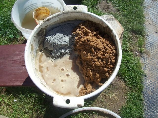 Как приготовить бетон в домашних условиях?