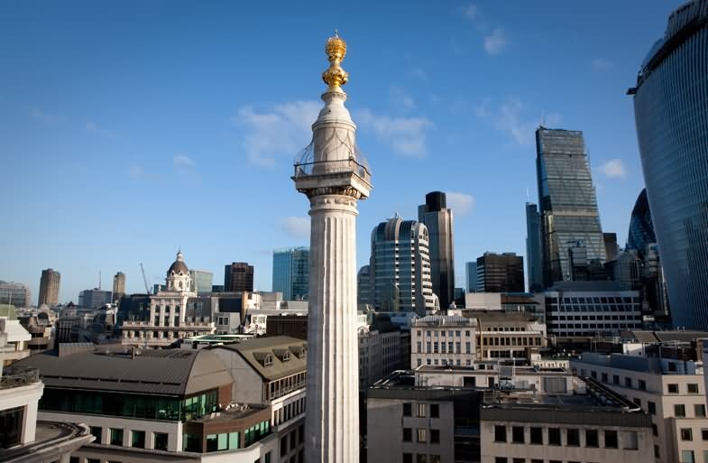 Монумент лондон. Monument of great Fire of London in 1666. Монумент great Fire. Монумент великому пожару в Лондоне.