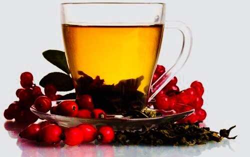 1-й рецепт: лимонно-медовый кисель. Необходимо развести три столовые ложечки крахмала половиной стакана охлажденной кипяченой воды и тщательно смешайте со свежевыжатым соком двух лимоном, поставьте на слабый огонь и варите до загустения, после чего снимите с плиты. Подождите, пока кисель немного остынет (хотя бы до 45 градусов), после чего добавьте к нему мед. 
2-й рецепт: необходимо сделать муку из смеси трех злаковых культур: овес, ячмень и пшеница, для этого просто измельчите зерна до состояния муки. Одну столовую ложку полученной муки необходимо залить одним стаканом воды, настаивать в течение полутора часов, процедить, добавить чайную ложку меда. Принимать целебный отвар дважды в день за полчаса до еды.

3-й рецепт: цельными зернами овса необходимо заполнить приблизительно треть стакана и залить кипятком, дать настояться в течение суток, после чего слить процедить. Принимать целебный настой следует по четверти стакана дважды в день за двадцать минут до еды.

4-й рецепт: отличный рецепт вкусного и полезного общеукрепляющего десерта, необходимо натереть на терке два средних яблока, добавить к ним по две столовых ложки свежевыжатого апельсинового и лимонного сока, две столовые ложки меда.

5-й рецепт: одну столовую ложку измельченных корней дягиля лекарственного необходимо залить одним стаканом кипятка, настаивать не менее трех часов, после чего процедить. Принимать целебный настой следует дважды в день по 100 мл за двадцать минут до еды. Данный рецепт очень похож на отвар для нормализации пищеварения, однако дягиль, если его употреблять до еды будет обладать выраженным тонизирующим и общеукрепляющим действием, в народной медицине его употребляют при нервных истощениях. 