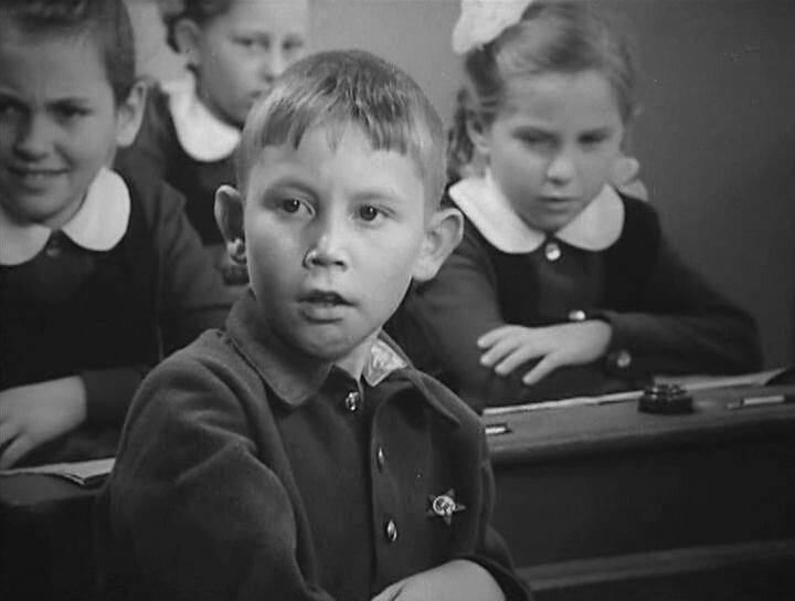 Фильм Иван Семенов второклассник. Второгодник. Второгодник в школе. Школьники второгодники.