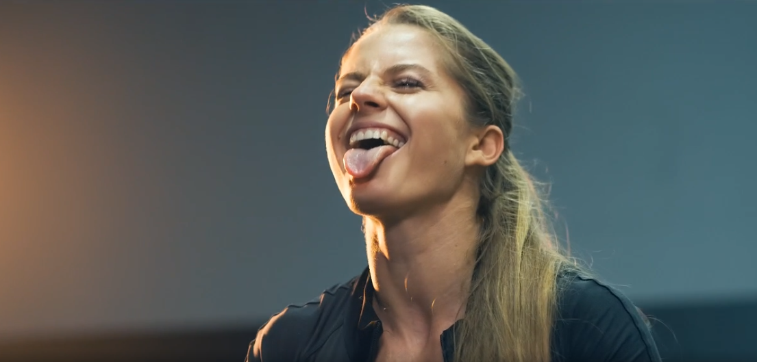 Момент из видео