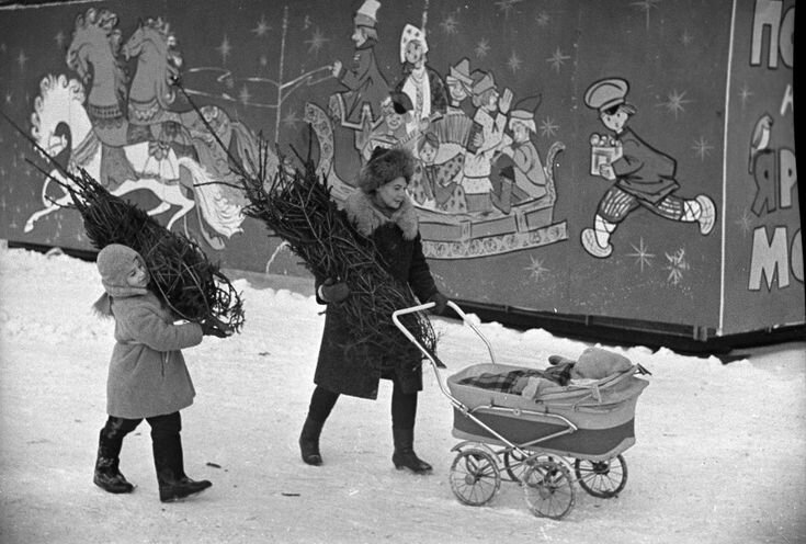 Каждый ребенок в СССР знал, что Новый год важнее, чем День рождения или остальные праздники. Что к Новому году столько дел, и забот... И нужно все успеть и взрослым помочь.-6