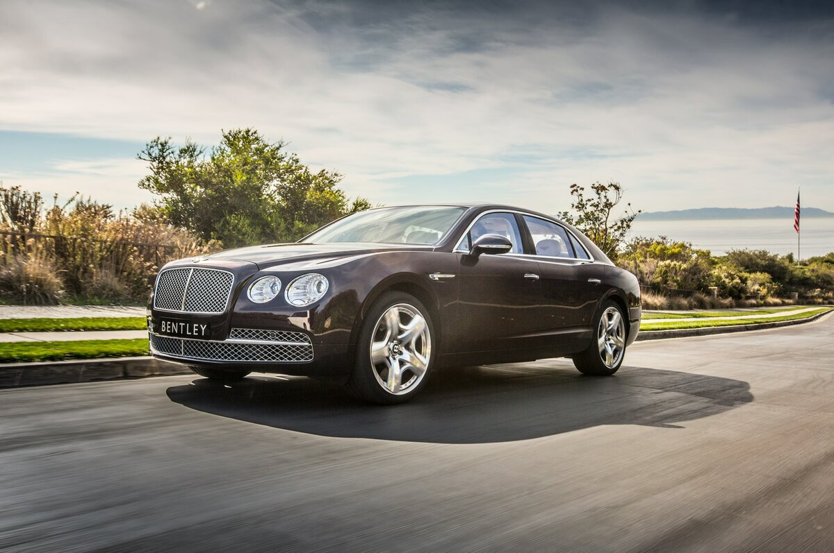 РђРІС‚РѕРјРѕР±РёР»Рё Bentley Flying Spur