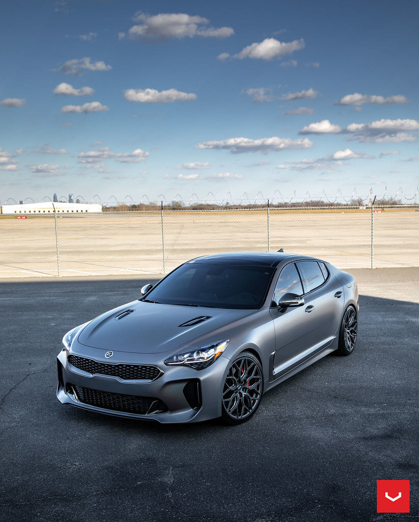 Kia Stinger s