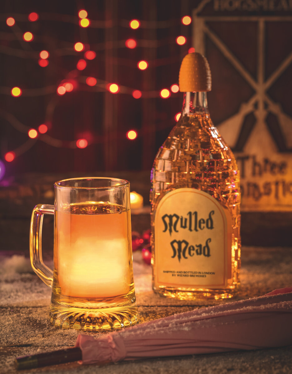 Фото из «Кулинарной книги Гарри Поттера».  © Издательство «Бомбора»