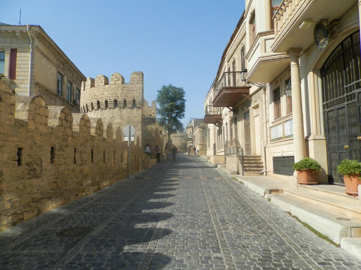 Баку. Старый город. Улицы.