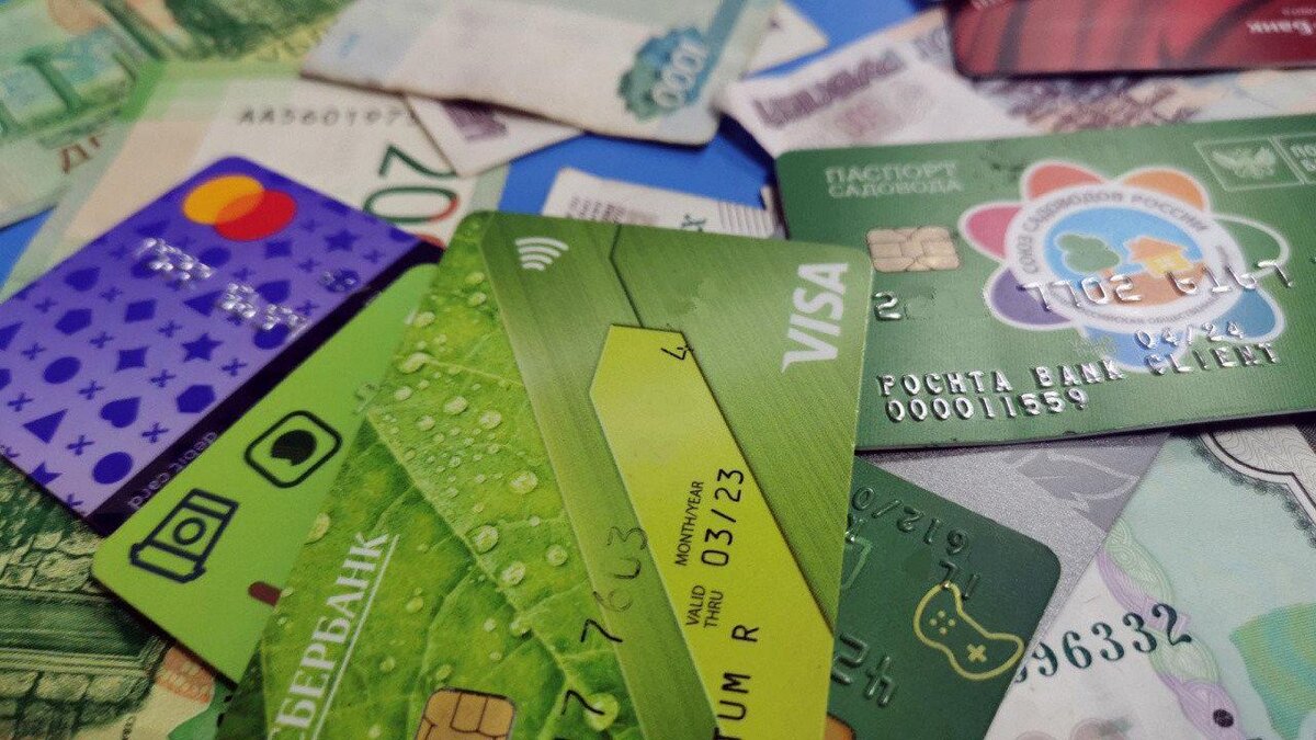 За что банк может заблокировать кредитную карту