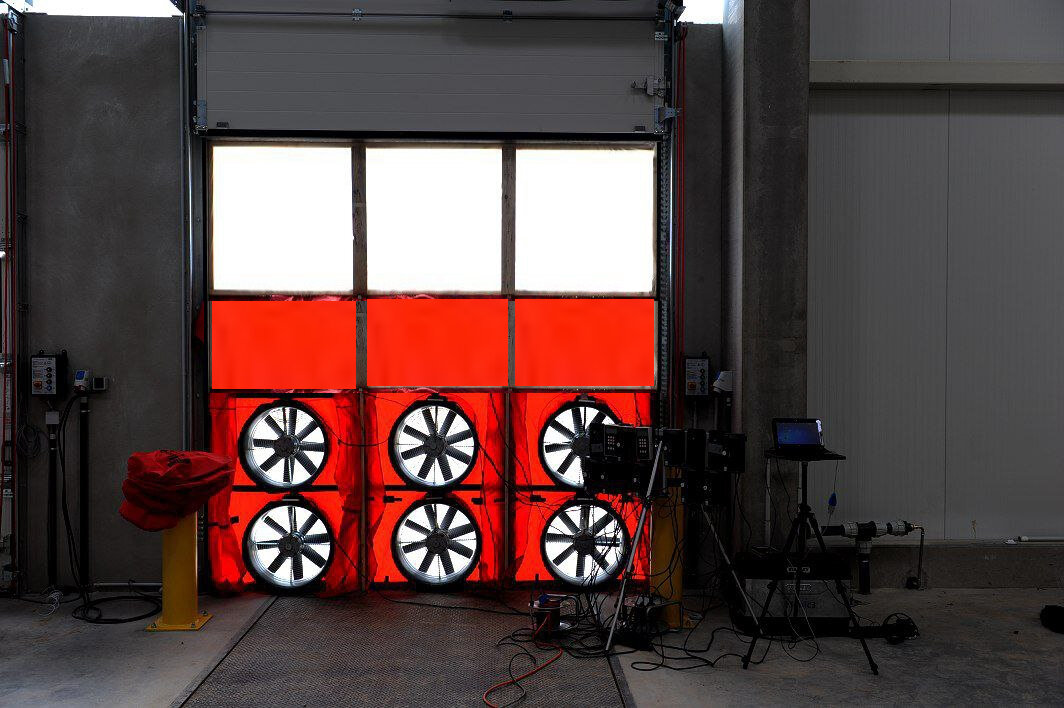 Производство Под заказ Промышленная АэроДверь до 56.000 куб/Час