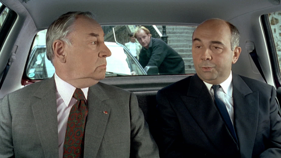 Призрак с шофером. Призрак с шофером. Призрак с шофером (1996) fantôme avec chauffeur16+. Призрак с шофером. Призрак с шофером.