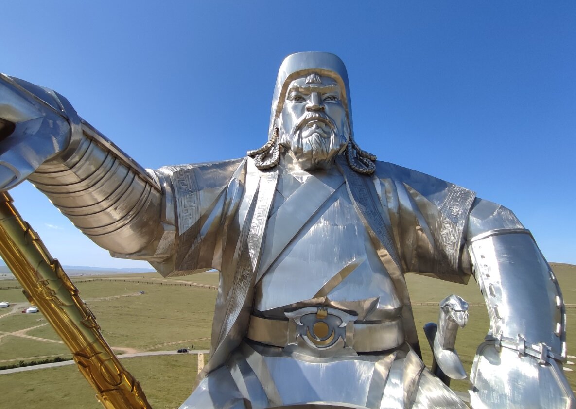 Enorme monumenten: Genghis Khan Statue (Mongolië) Statue, Equestrian statue, Nat